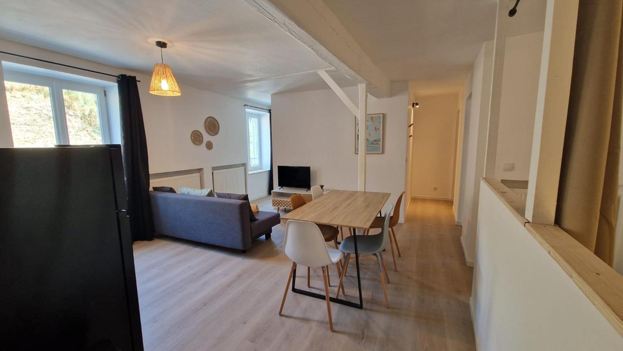 Appartamento Le Bourg Lagnieu Esterno foto