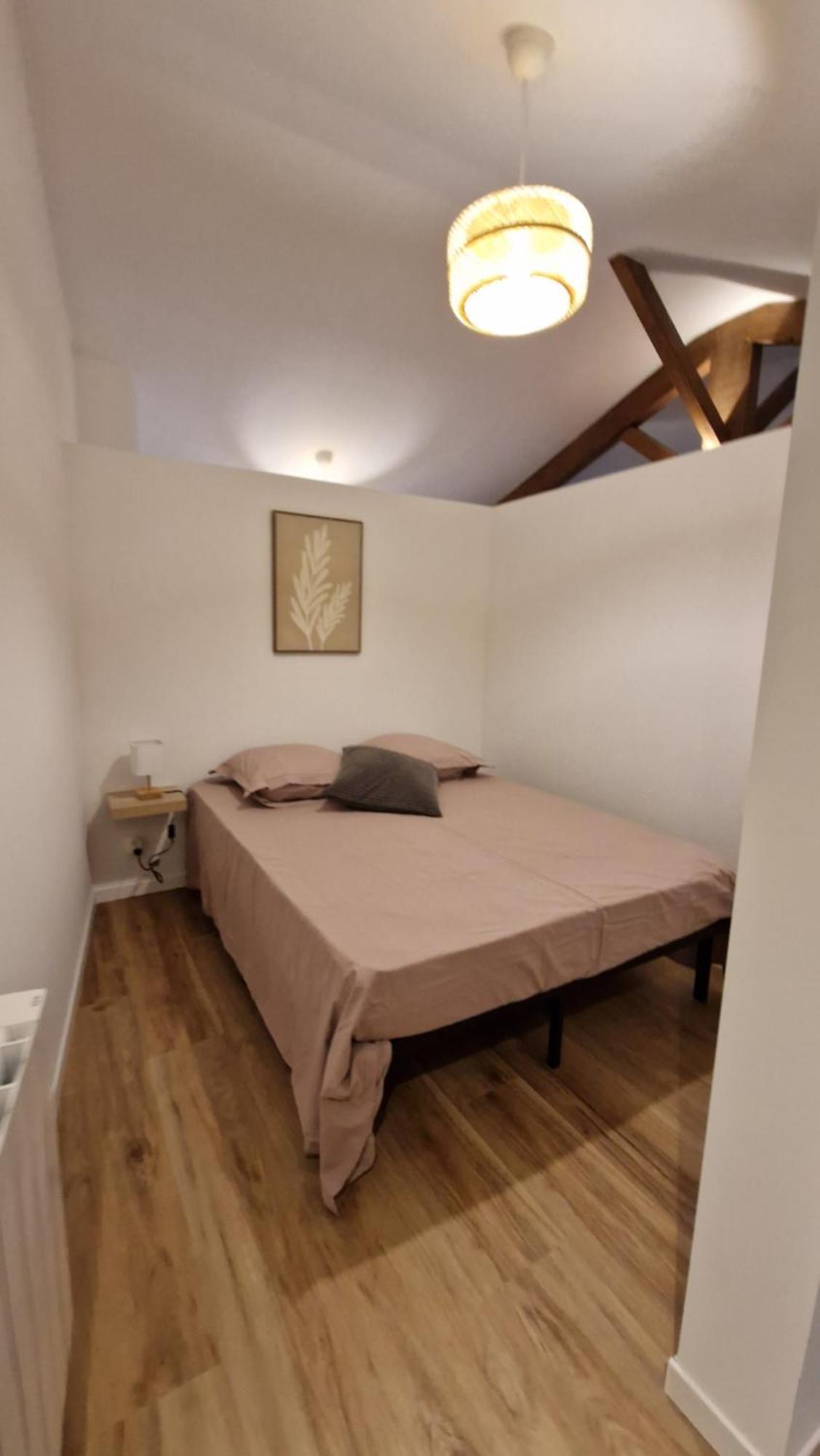 Appartamento Le Bourg Lagnieu Esterno foto